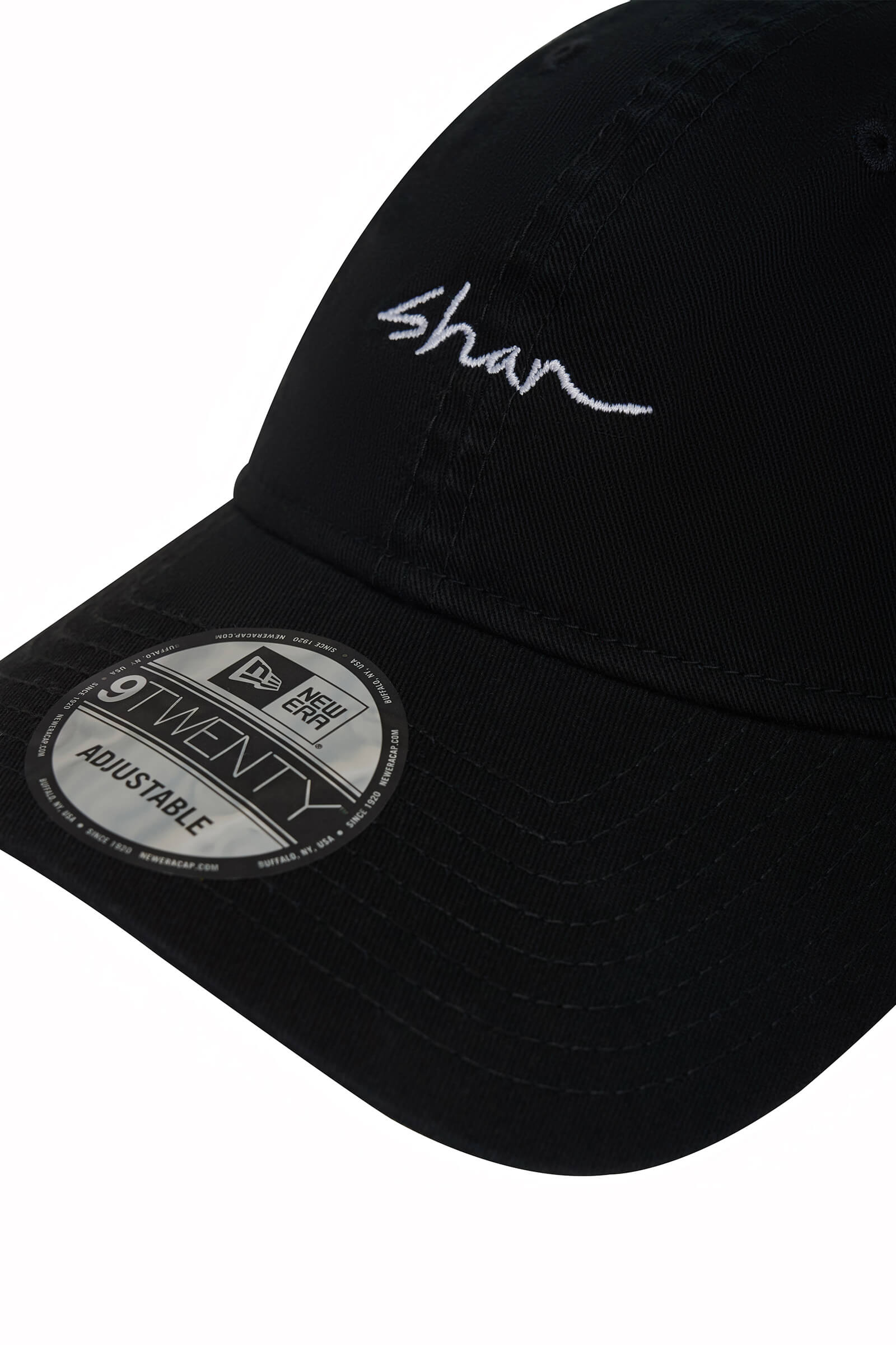 Кепка с логотипом бренда Shan 