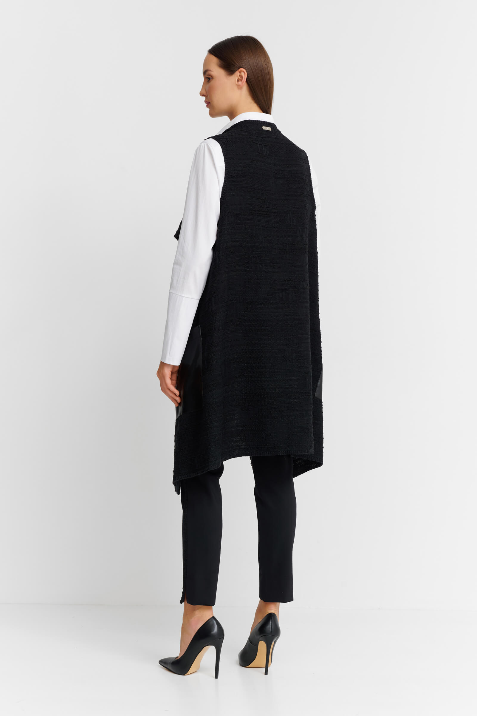 Асимметричный жилет на запах Shan 