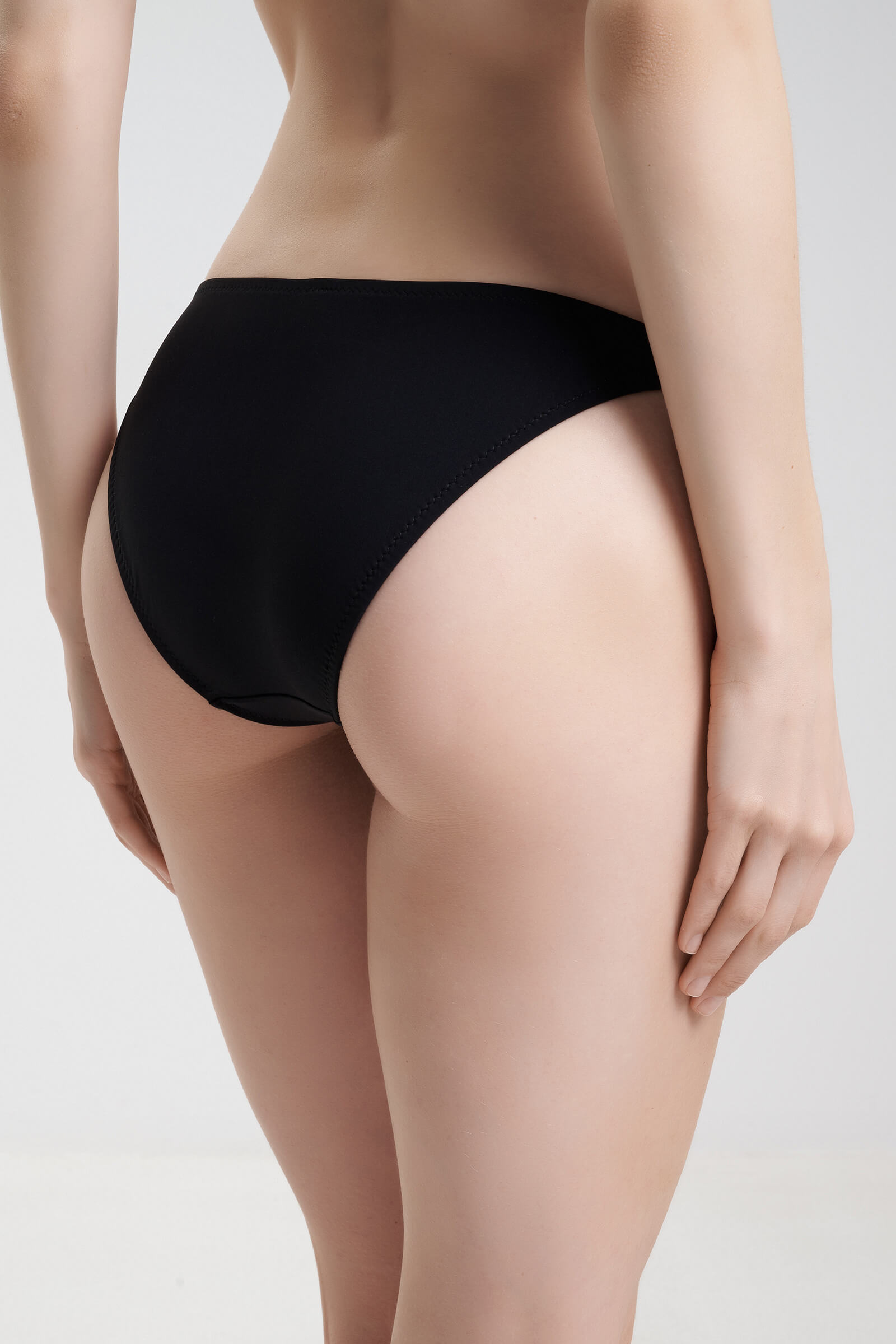 Плавки бразилиана на кулиске Shan 