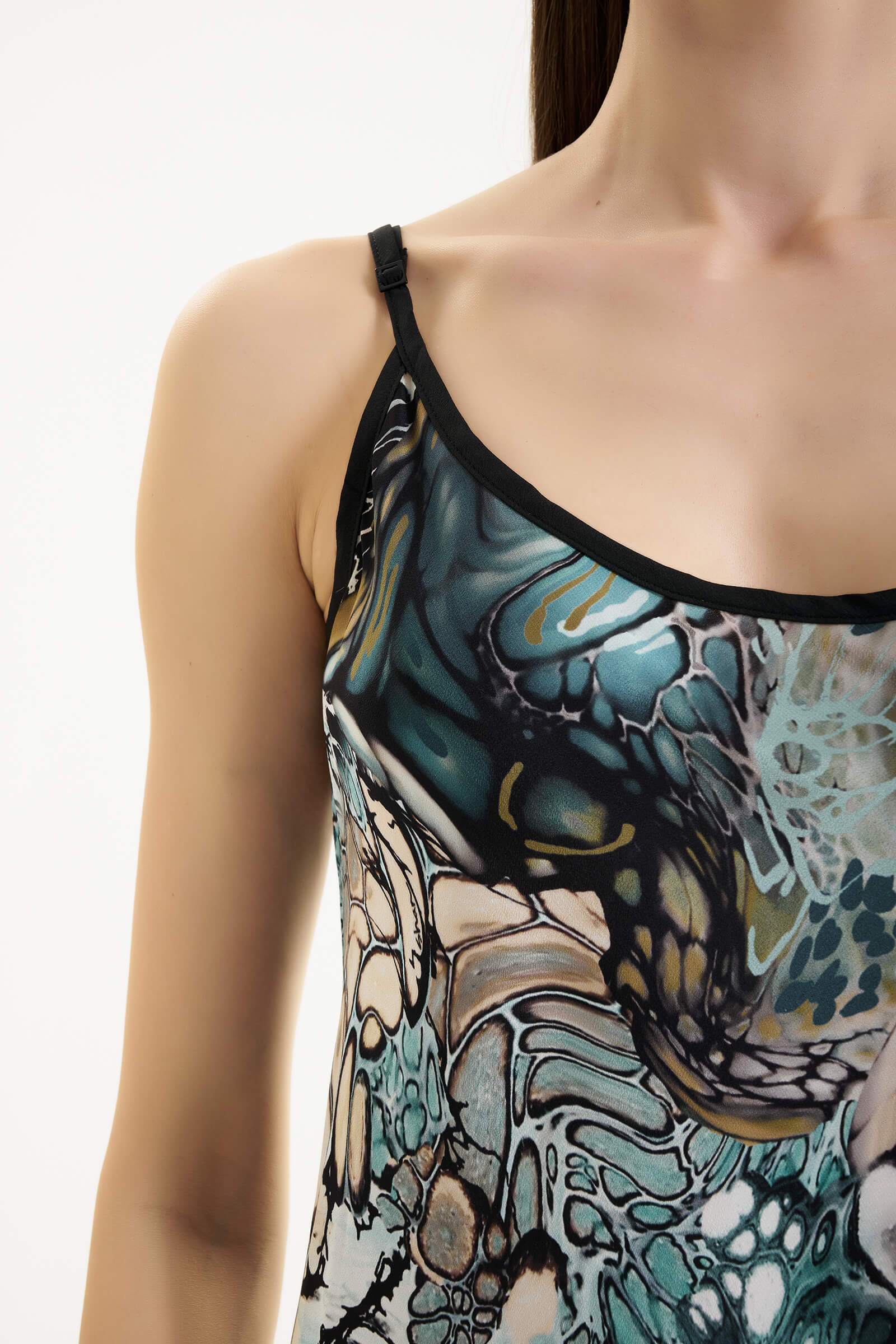 Шелковое платье Shan 