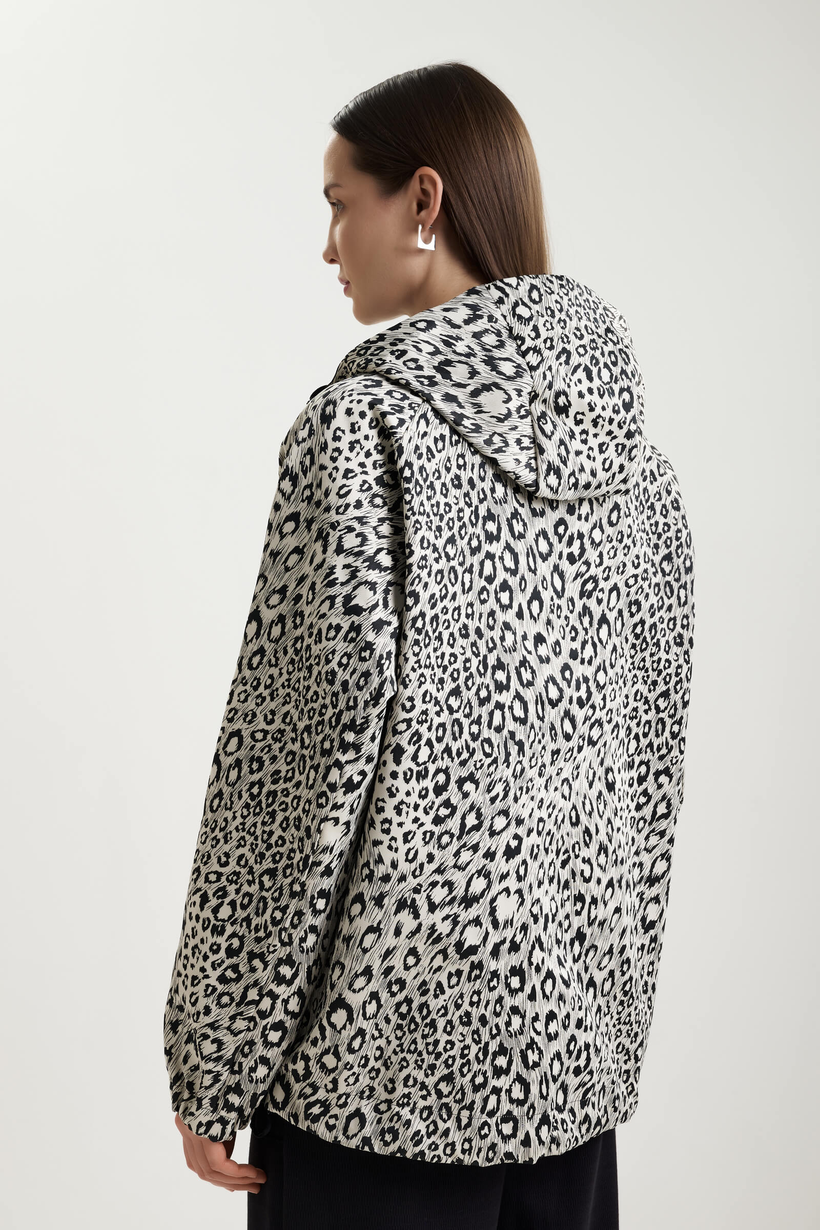 Ветровка на молнии с капюшоном Shan 