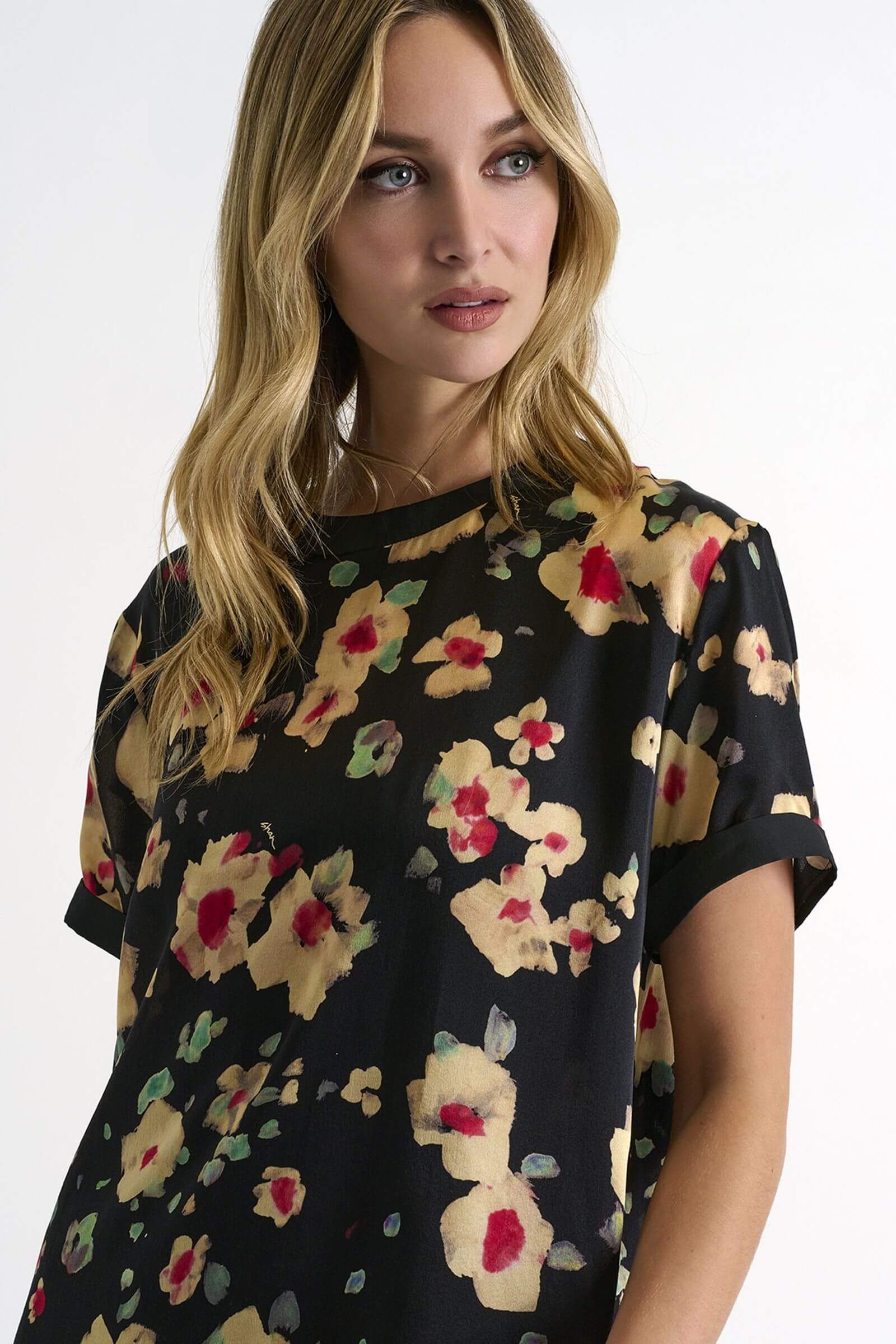 Шелковая блузка Shan 