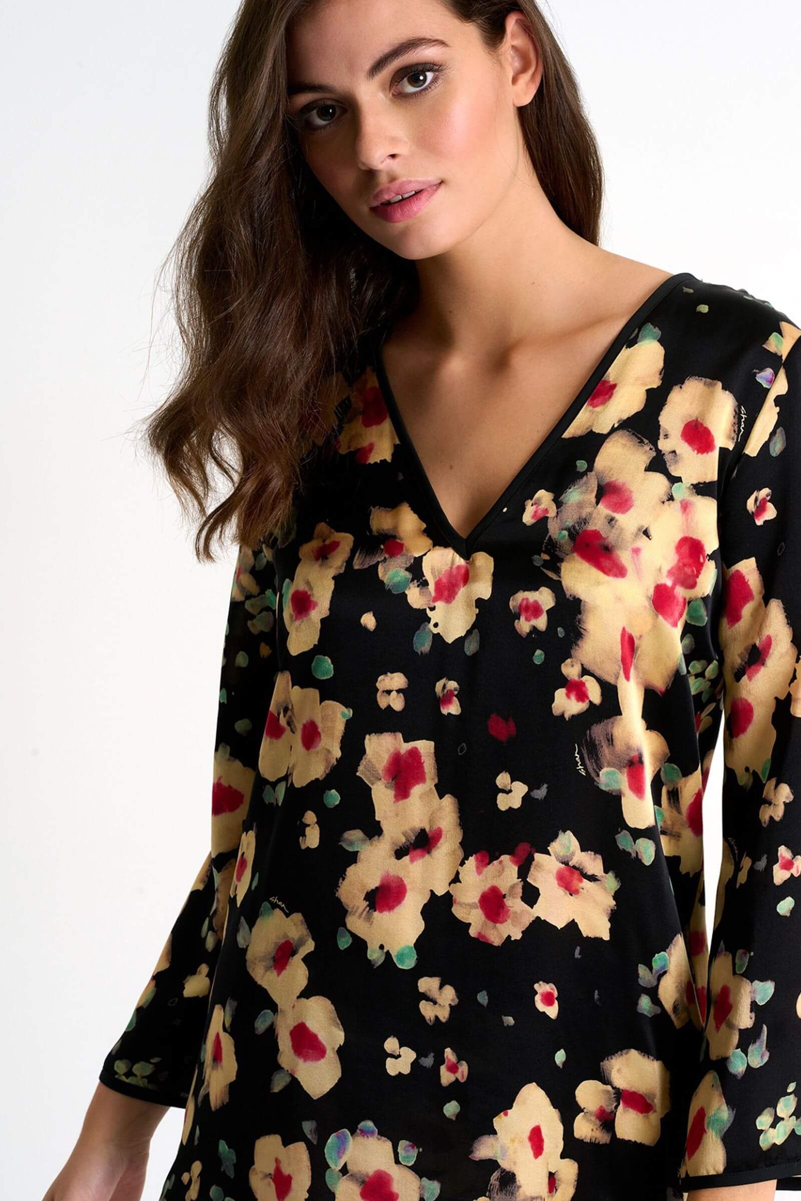 Блузка с V-образным вырезом Shan 