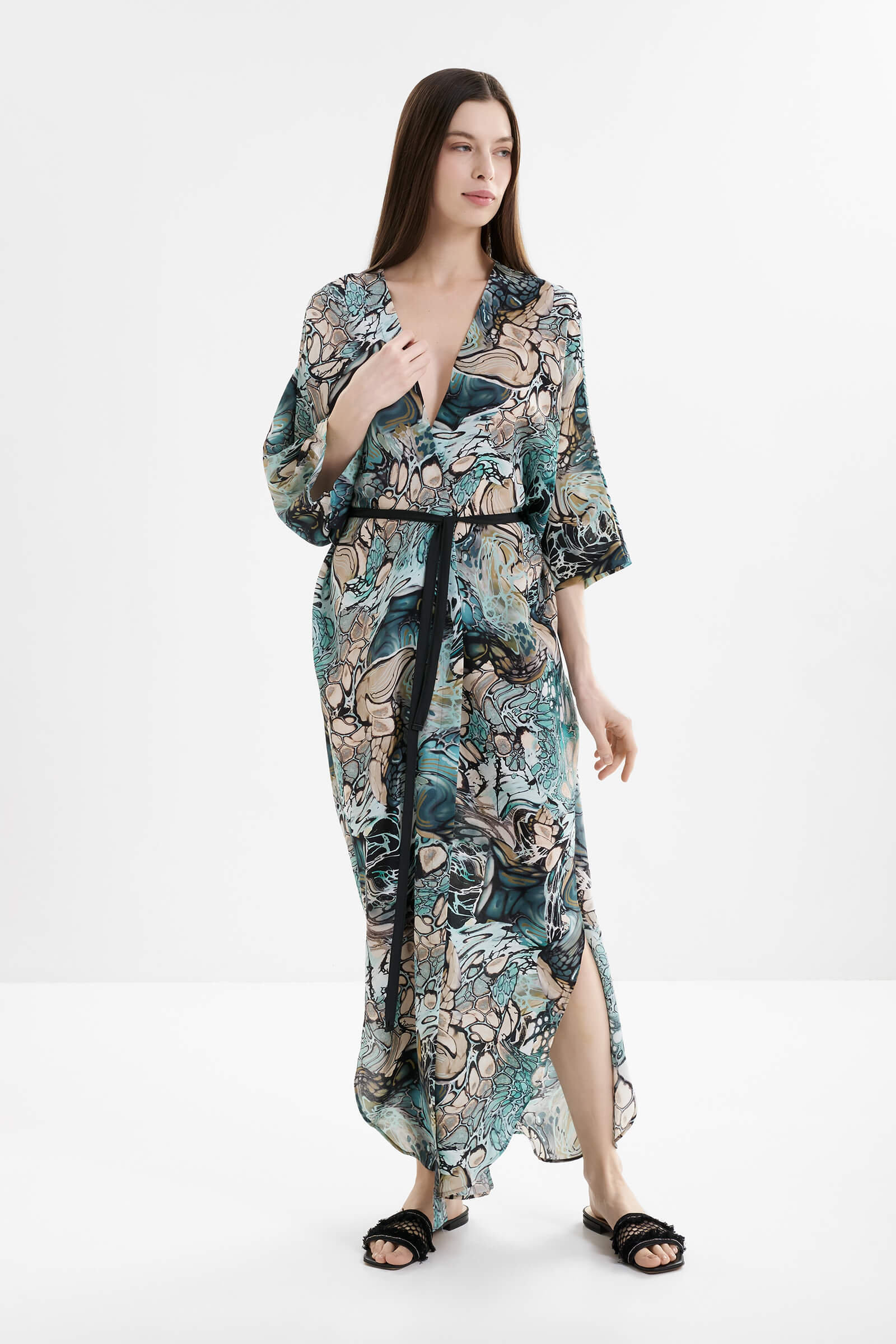 Пляжный халат с высокими разрезами Shan 