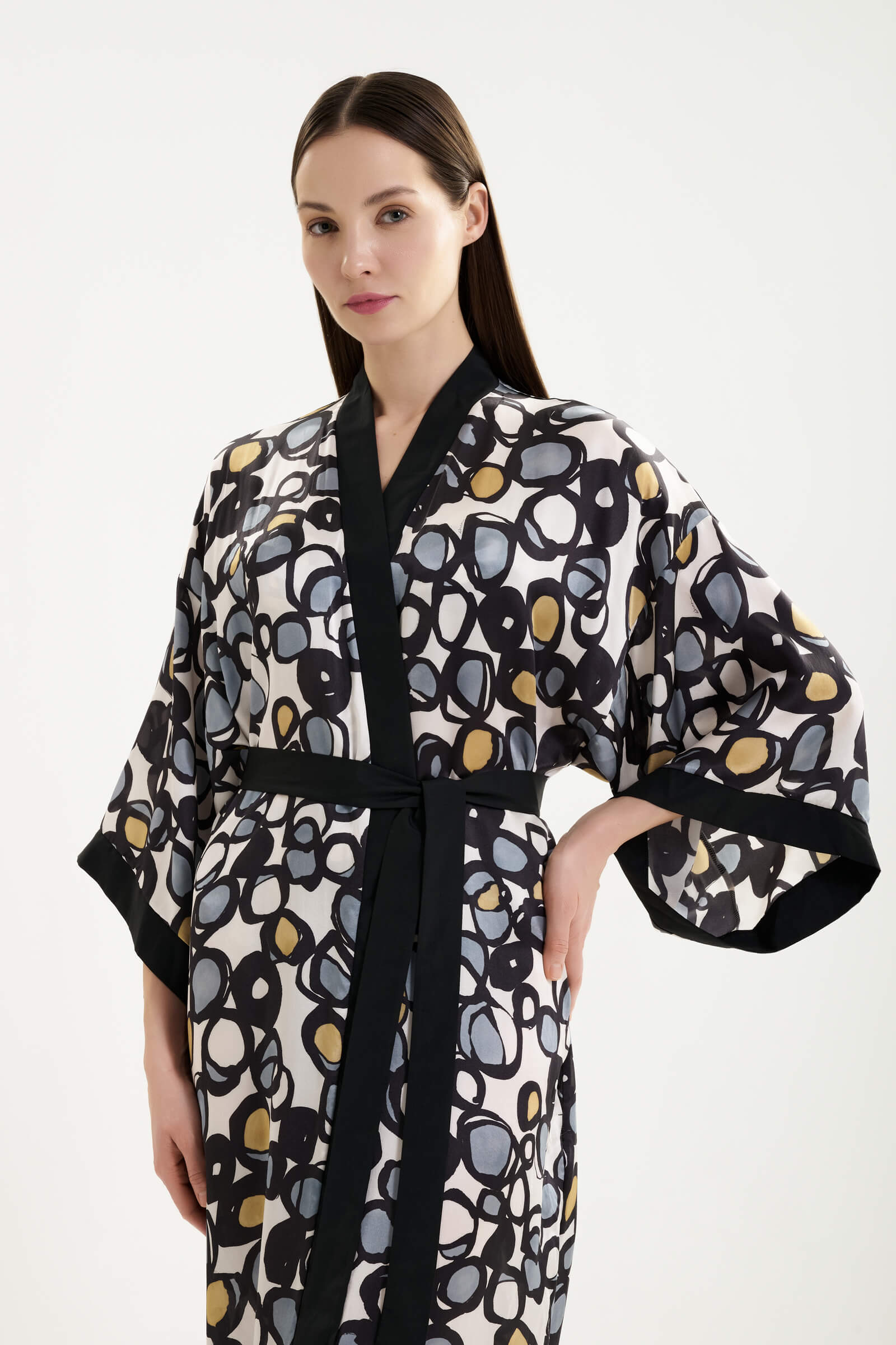 Шелковый пляжный халат Shan 