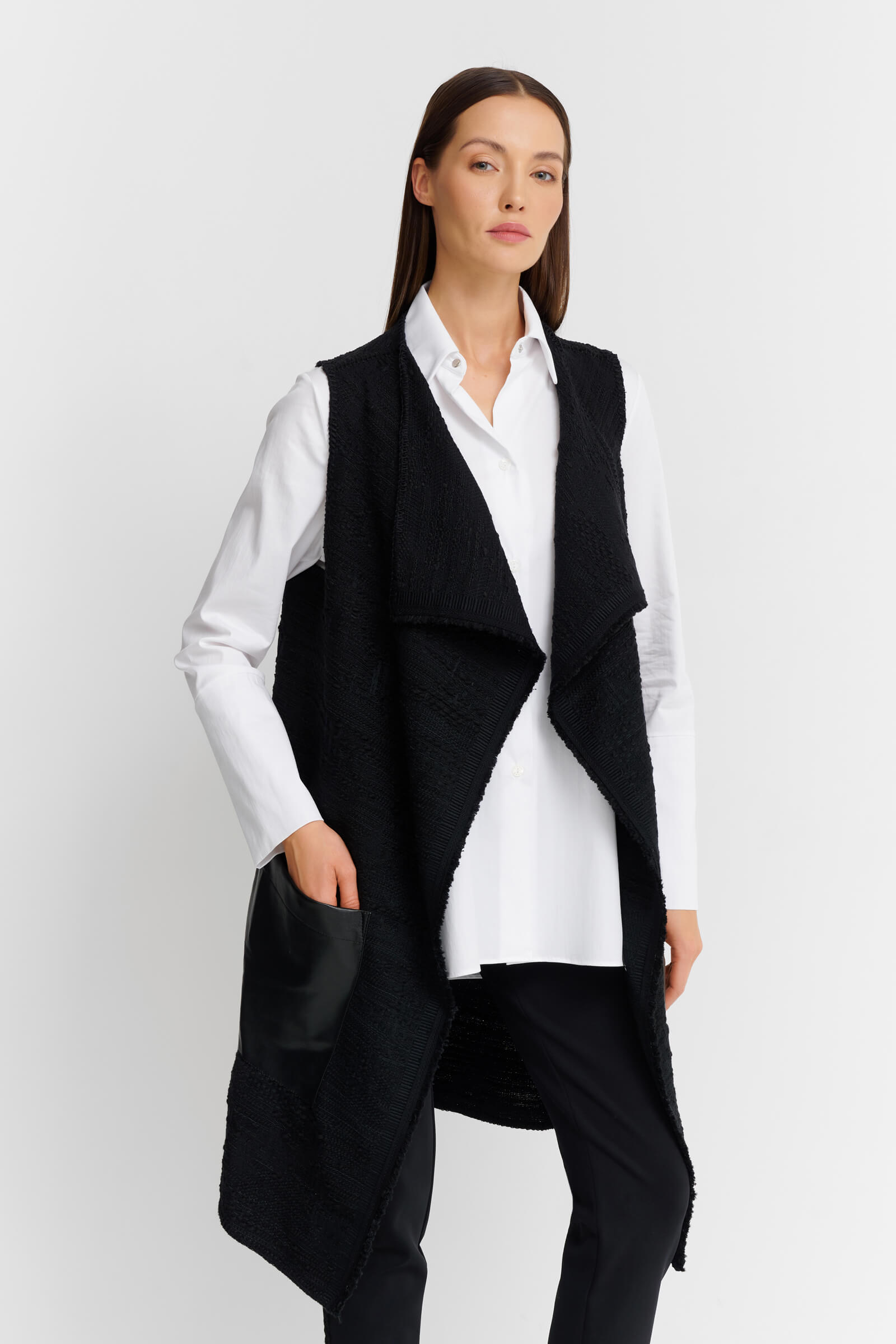 Асимметричный жилет на запах Shan 