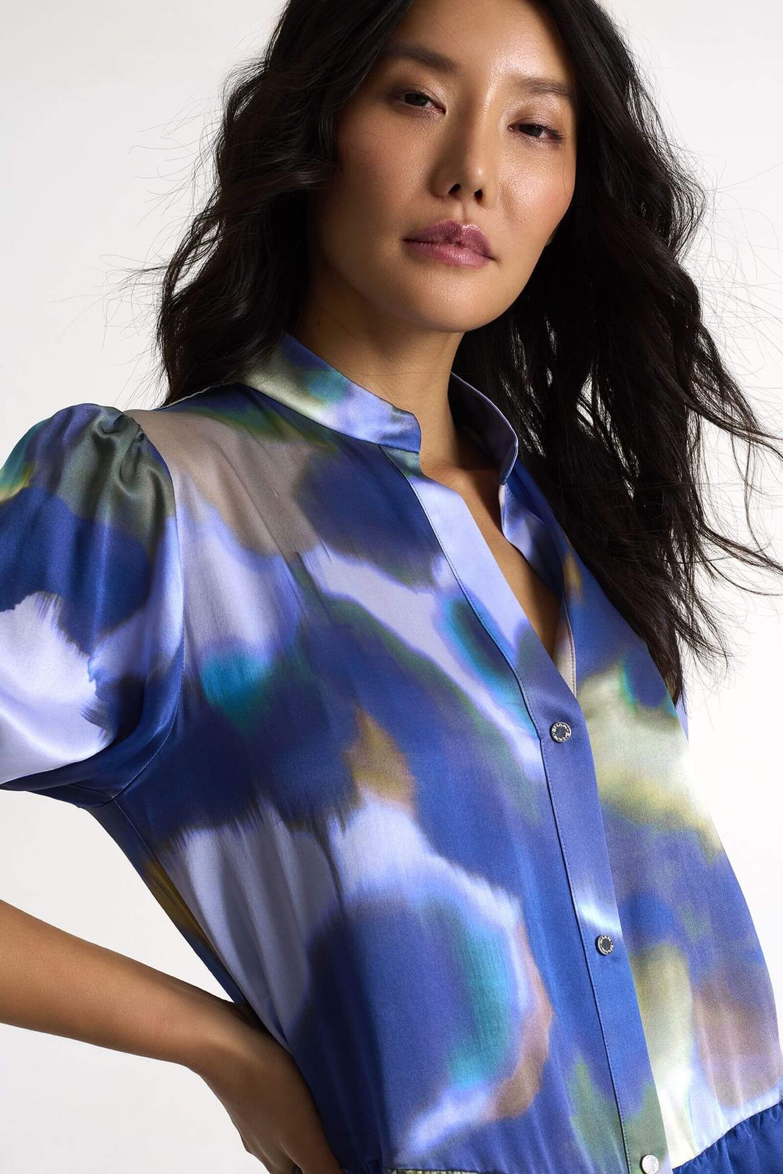 Платье-рубашка из 100% шелка Shan 