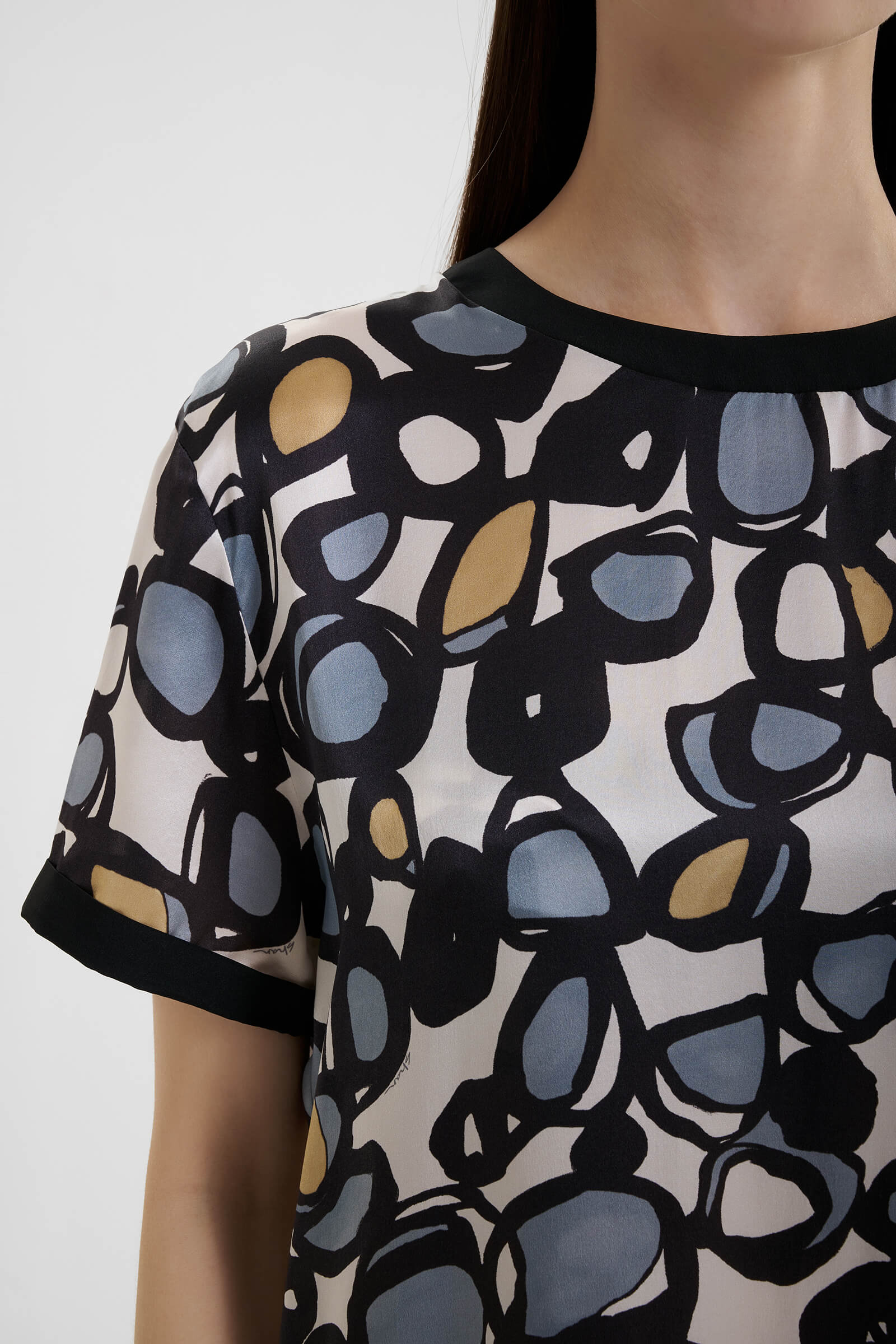 Шелковое платье Shan 