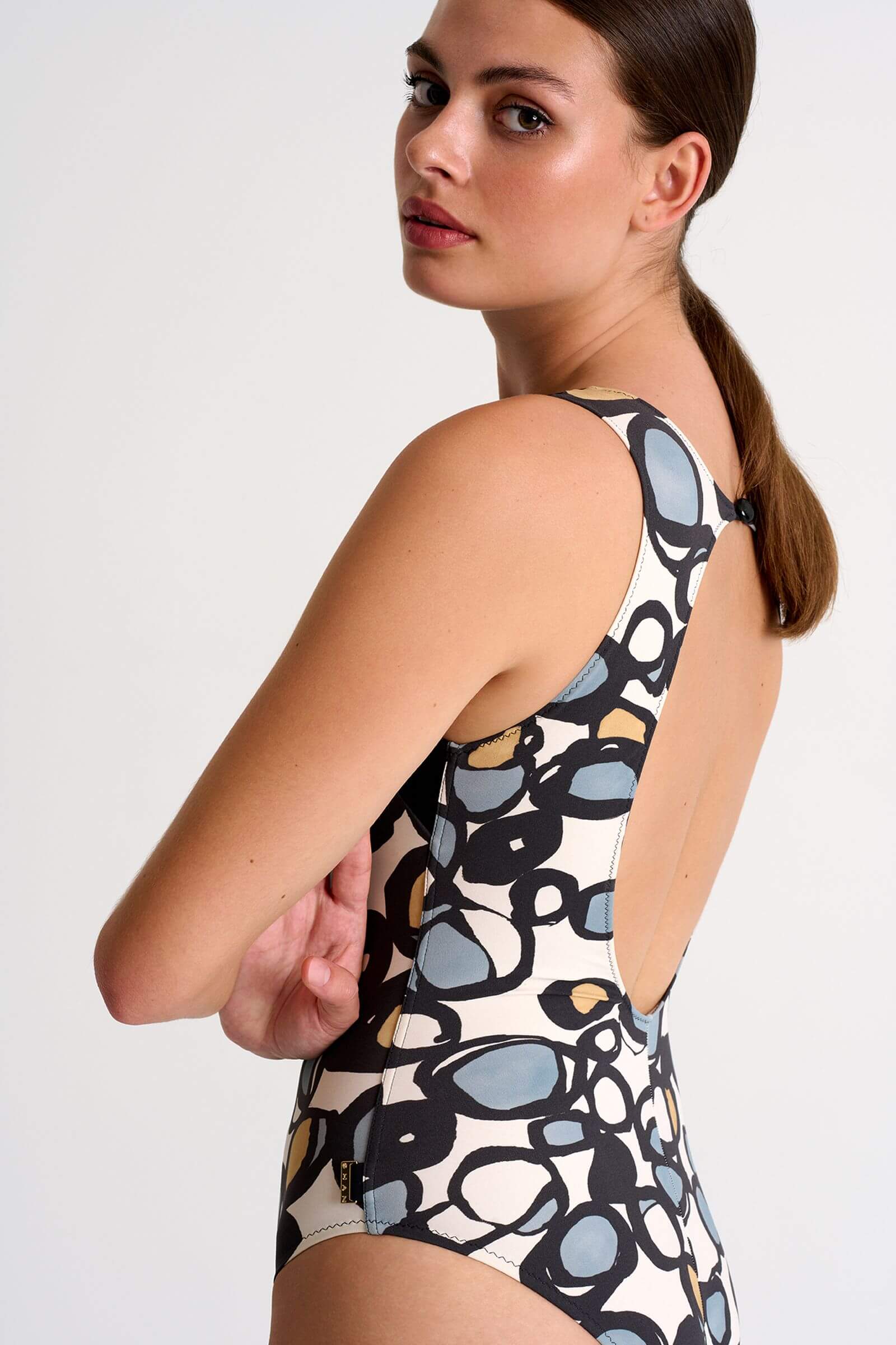 Слитный купальник без косточек Shan 