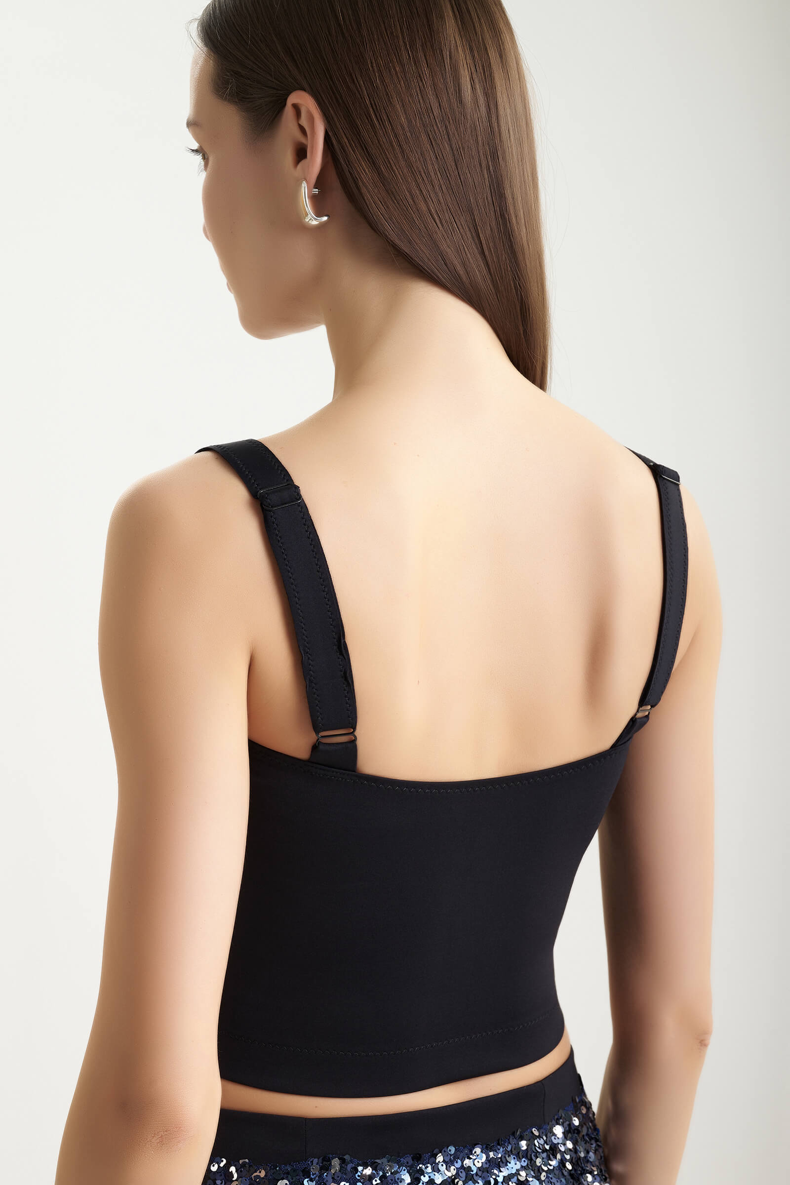 Укороченный топ с пайетками Shan 