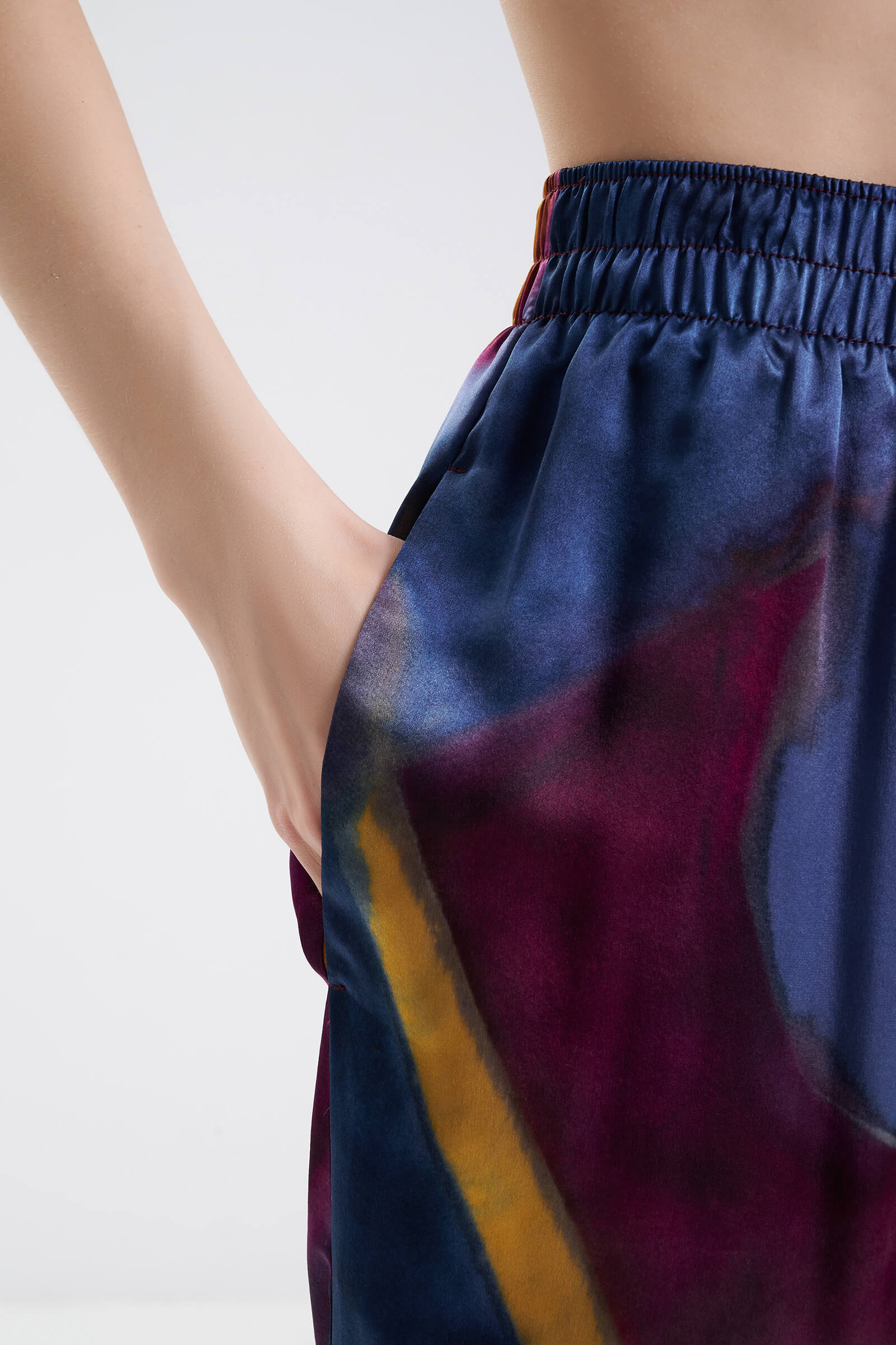 Брюки из 100% шелка Shan 