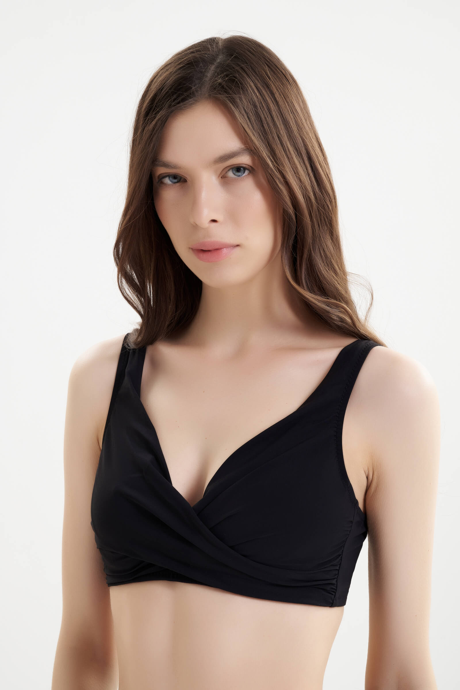 Лиф с треугольными чашками на косточках Shan 